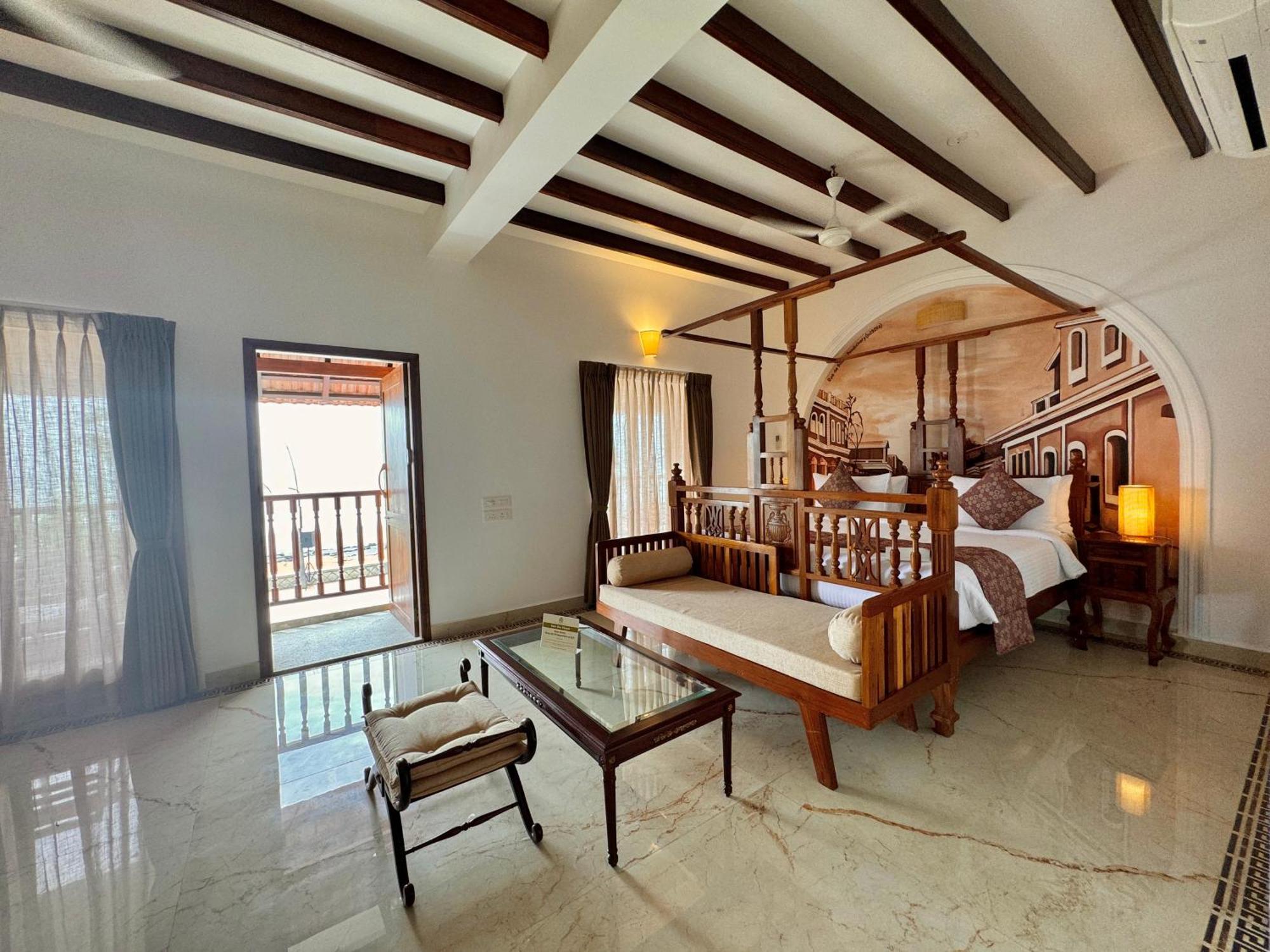 La Plage Seaview Suites Pondicherry Luaran gambar