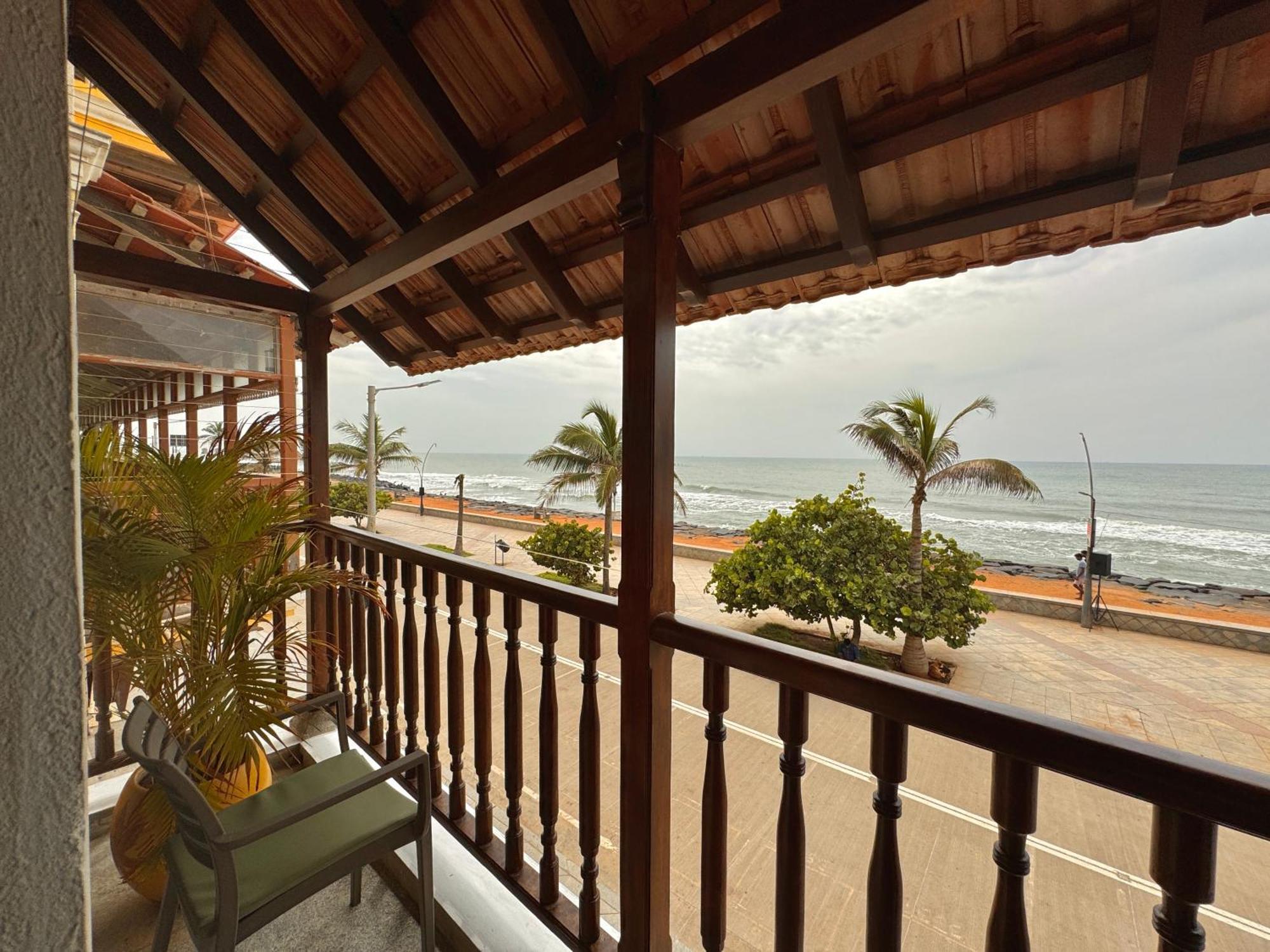 La Plage Seaview Suites Pondicherry Luaran gambar