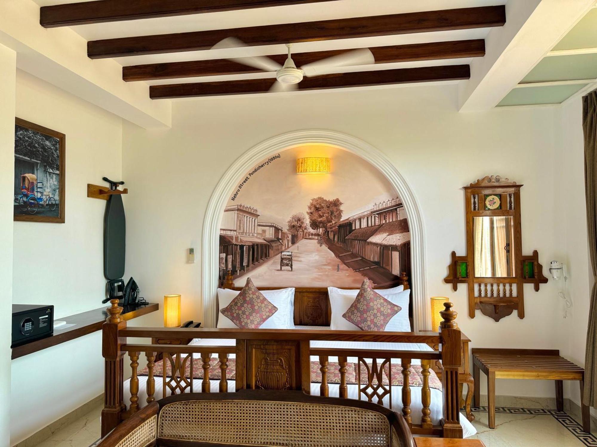 La Plage Seaview Suites Pondicherry Luaran gambar