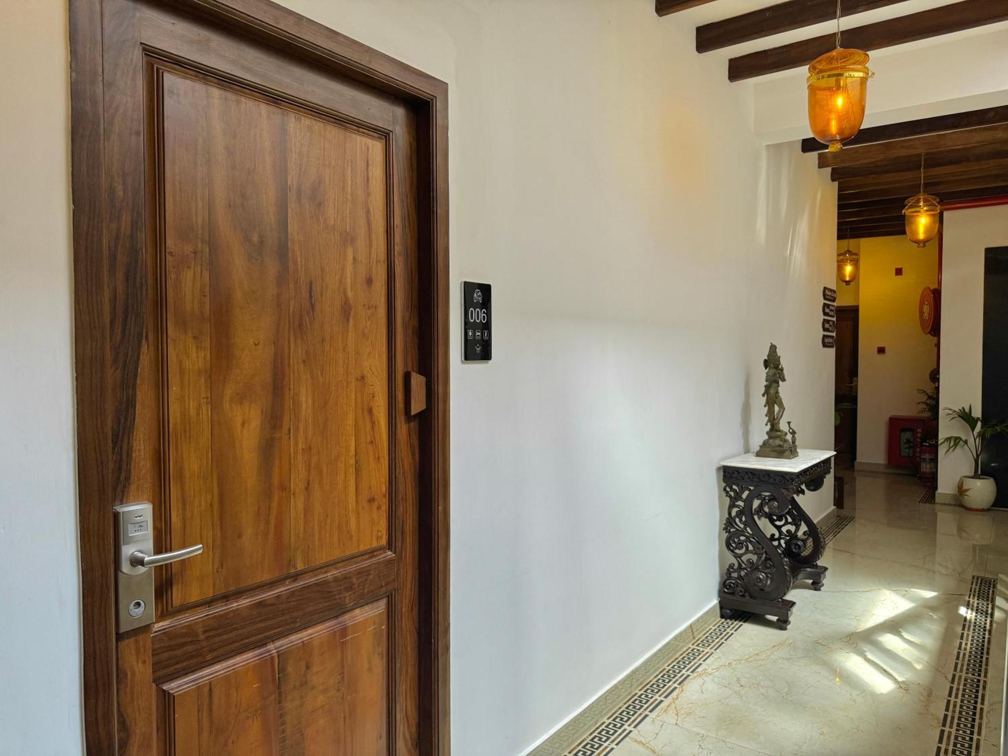 La Plage Seaview Suites Pondicherry Luaran gambar